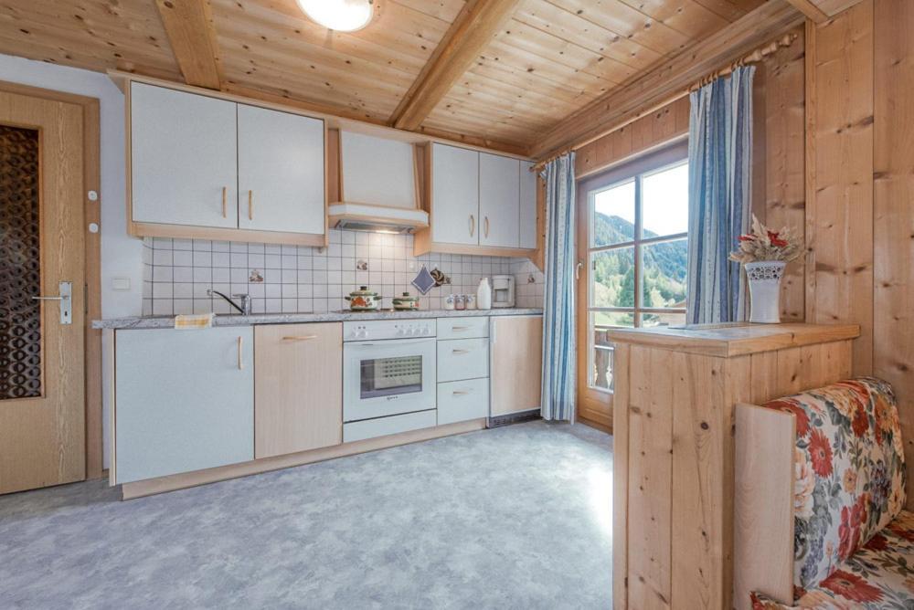 Kradorferhof Apartment Santa Maddalena in Casies Bilik gambar